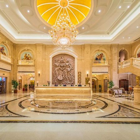 Vienna Classic Hotel Ganzhou Meilin Buitenkant foto
