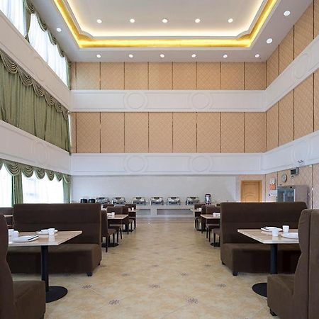 Vienna Classic Hotel Ganzhou Meilin Buitenkant foto