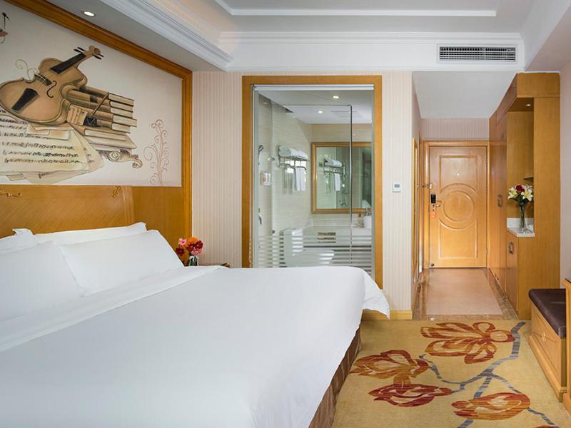 Vienna Classic Hotel Ganzhou Meilin Buitenkant foto