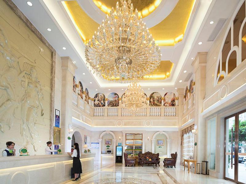 Vienna Classic Hotel Ganzhou Meilin Buitenkant foto